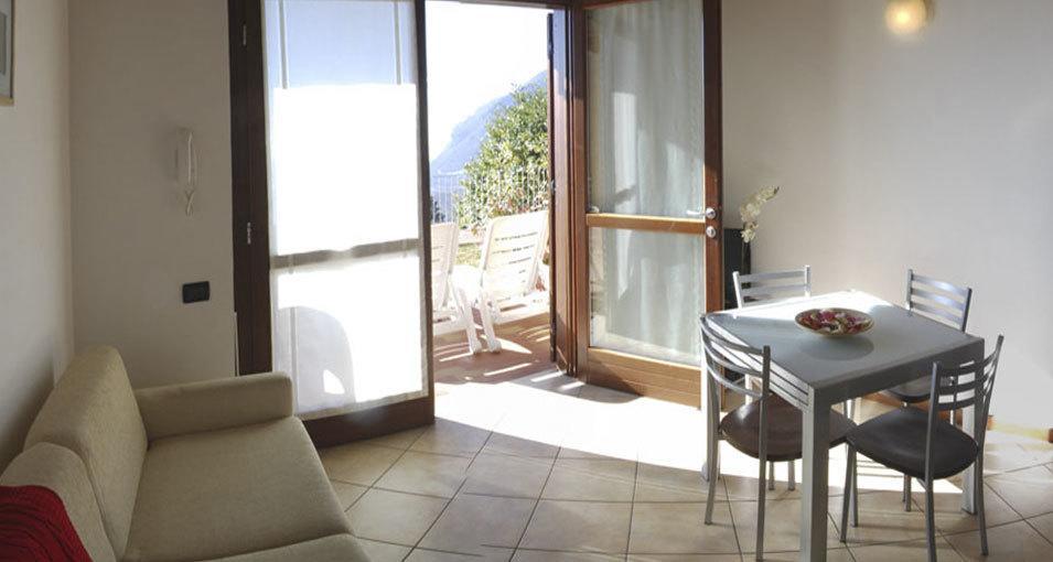 טיניאלה Residence Mirena - Rebomaholidays חדר תמונה